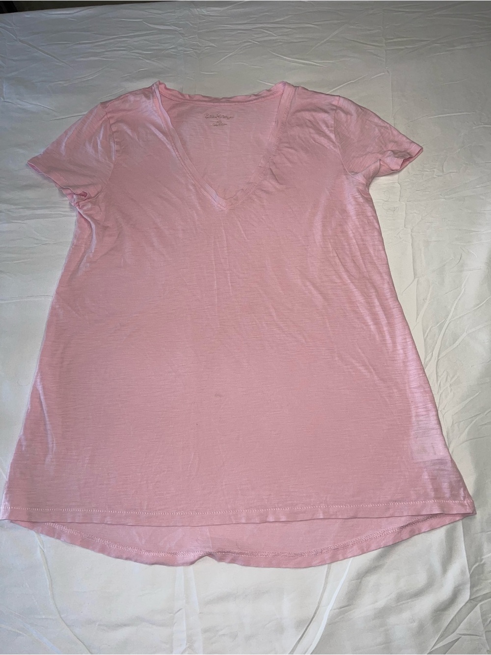 Lilly Pulitzer Light Pink V-Neck Short Sleeve Tee